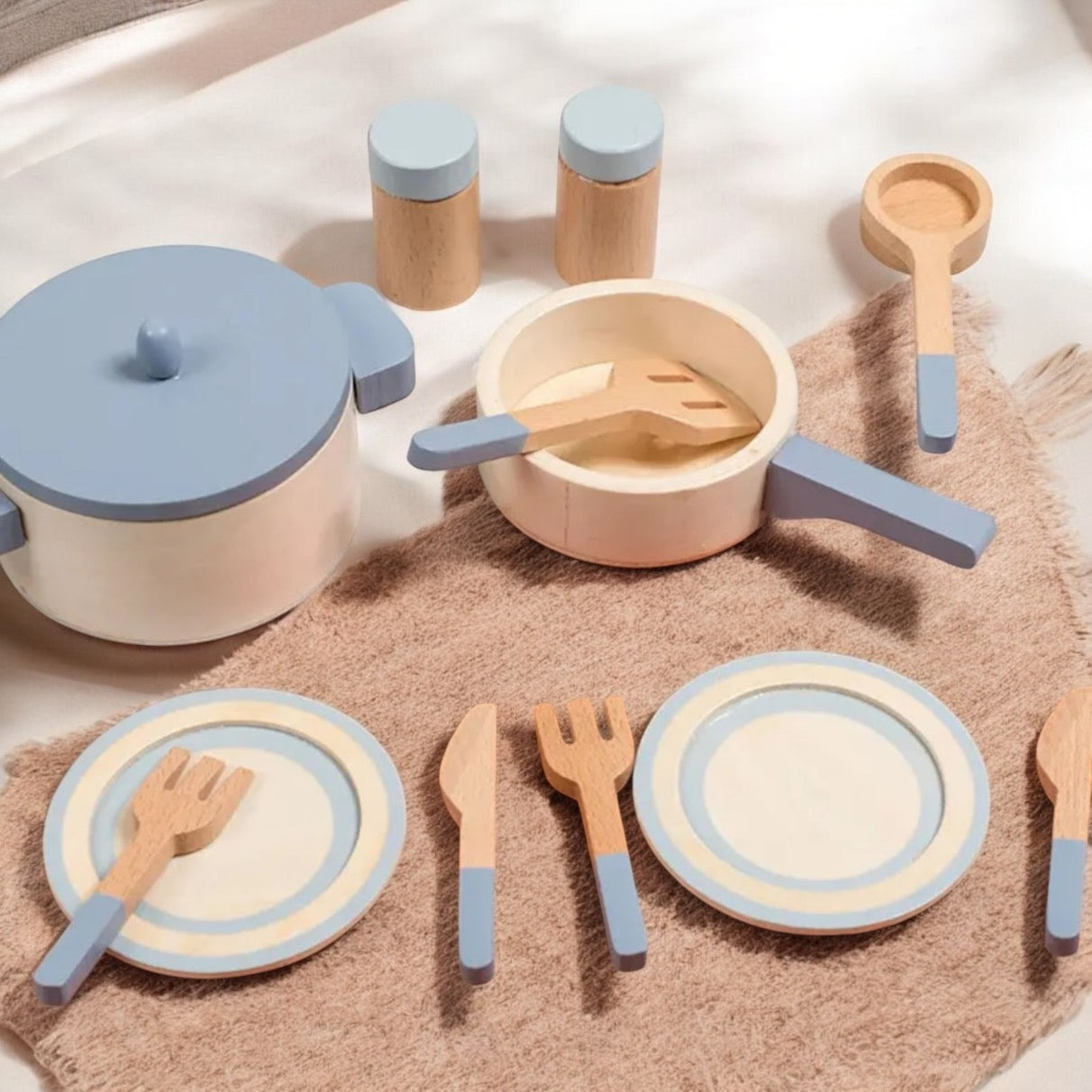 SET DE CUISINE EN BOIS – JOUET MONTESSORI 4 & 5 ANS