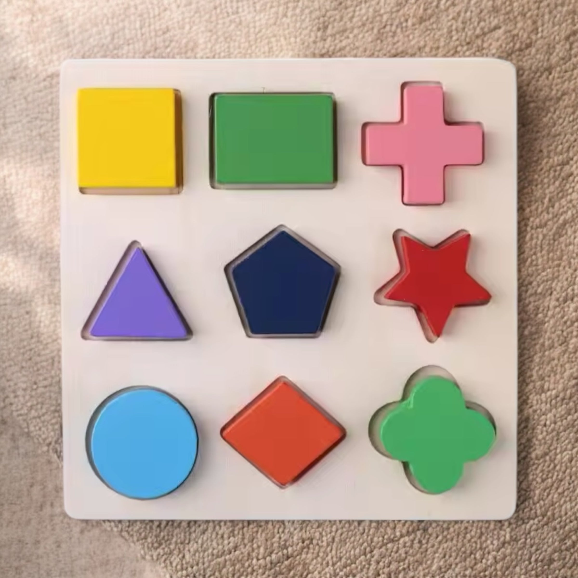 PUZZLE GÉOMÉTRIQUE EN BOIS – JOUET MONTESSORI 2 & 3 ANS